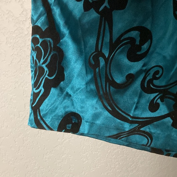 NWT Torrid Sleeveless Rose-Patterned Bow Dress ~ Size 16 ~ Peacock Blue, Black - Picture 6 of 8